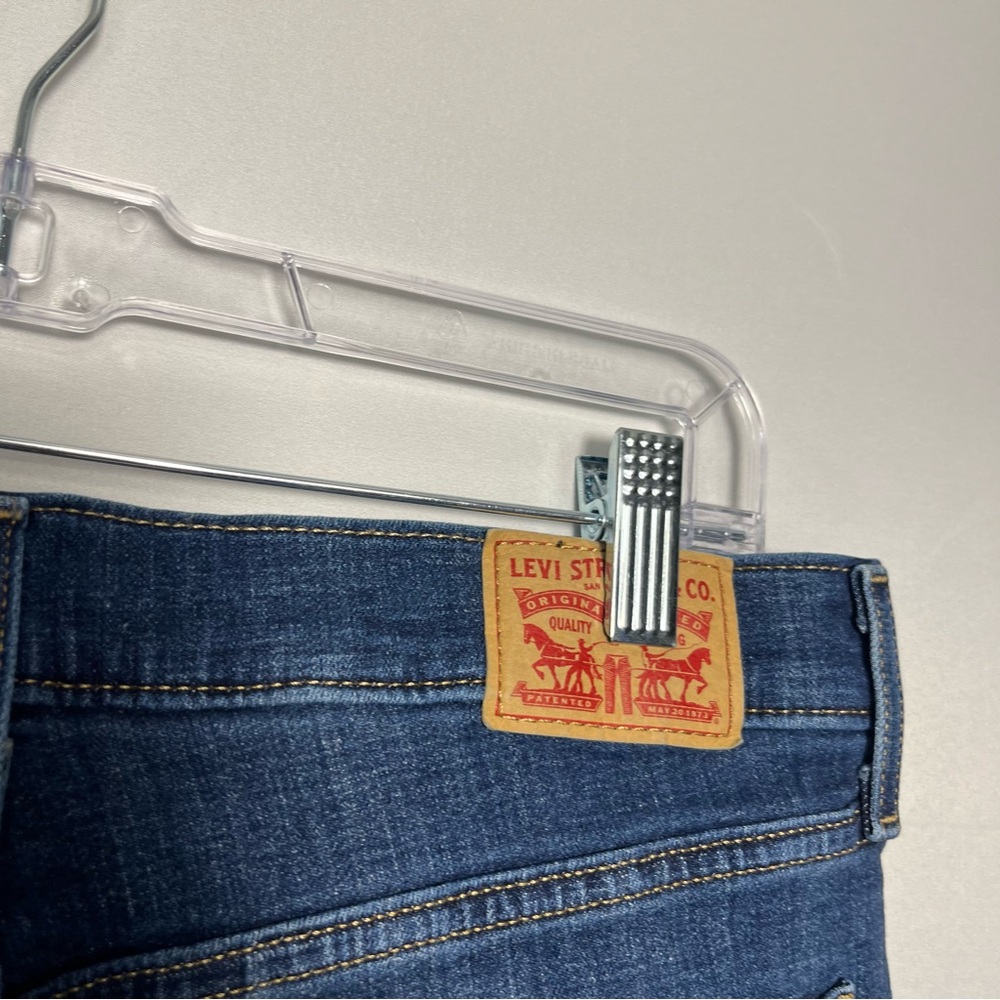 Women's Levi's Classic Straight-Leg Jeans Sz. 30x30 (10 M) - Picture 7 of 10
